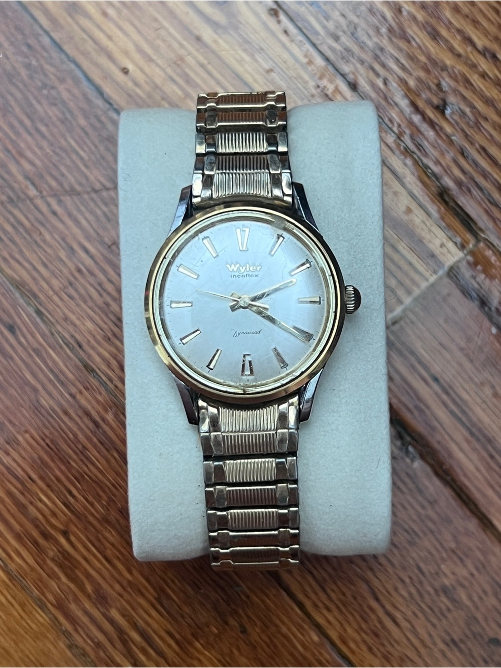 Men’s vintage Wyler Watch